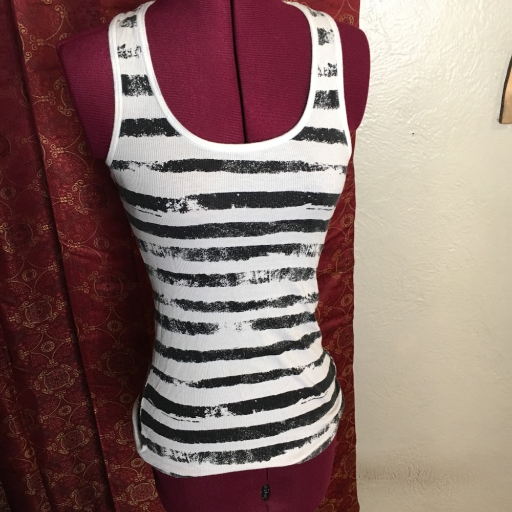 Black and white stripe tank top